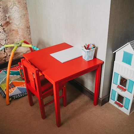 Family Apartment In Riga Center And Free Parking Ngoại thất bức ảnh